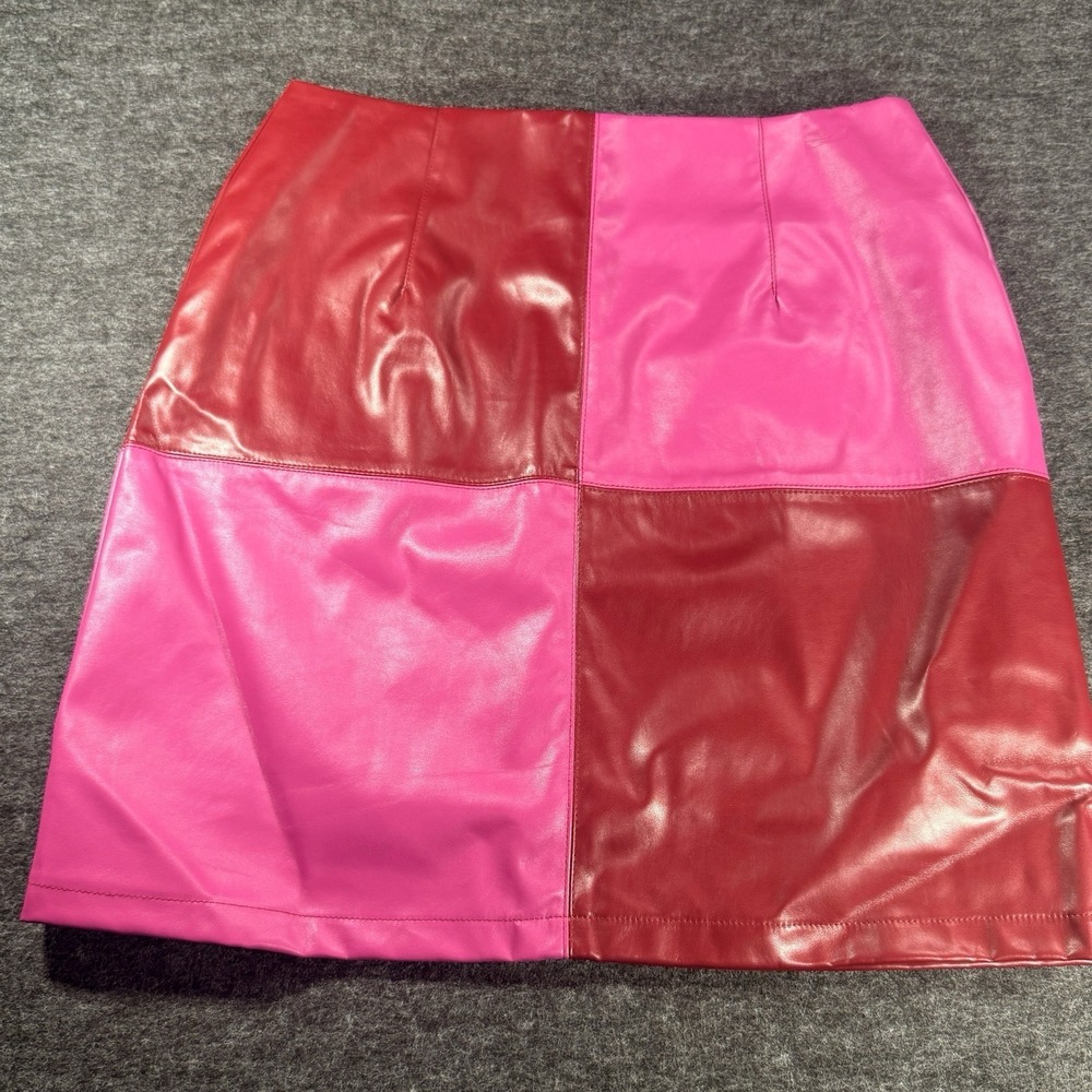 Entro Faux Leather Mini Skirt Womens Medium Pink Red Colorblock Stretch Mod Y2K